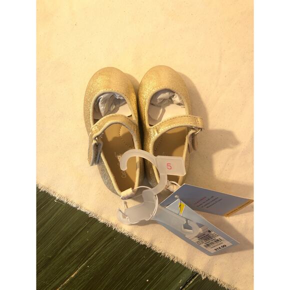 Cat & Jack NWT Toddler Girl Addy Gold Ballet Flats Size 5 - Picture 1 of 7